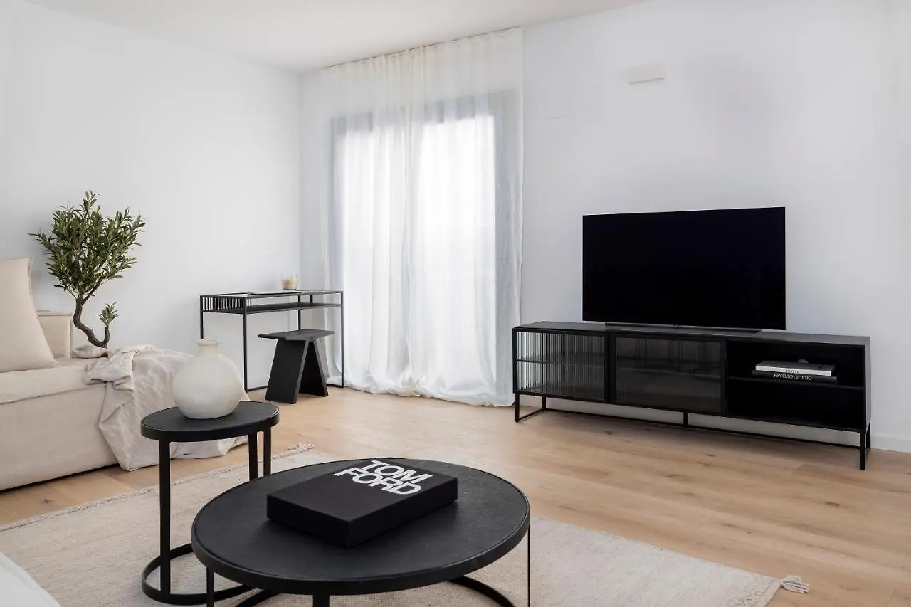 Luxury Apartment In Barcelona City Center