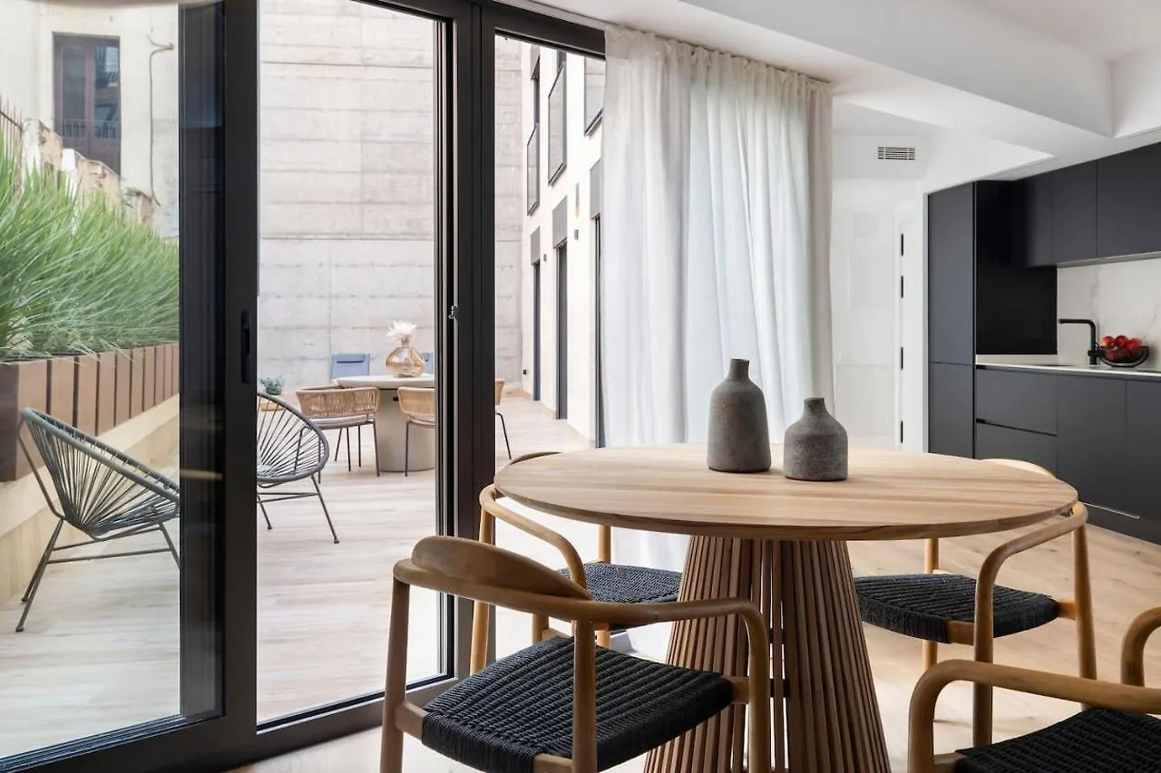 Luxury Apartment In Barcelona City Center