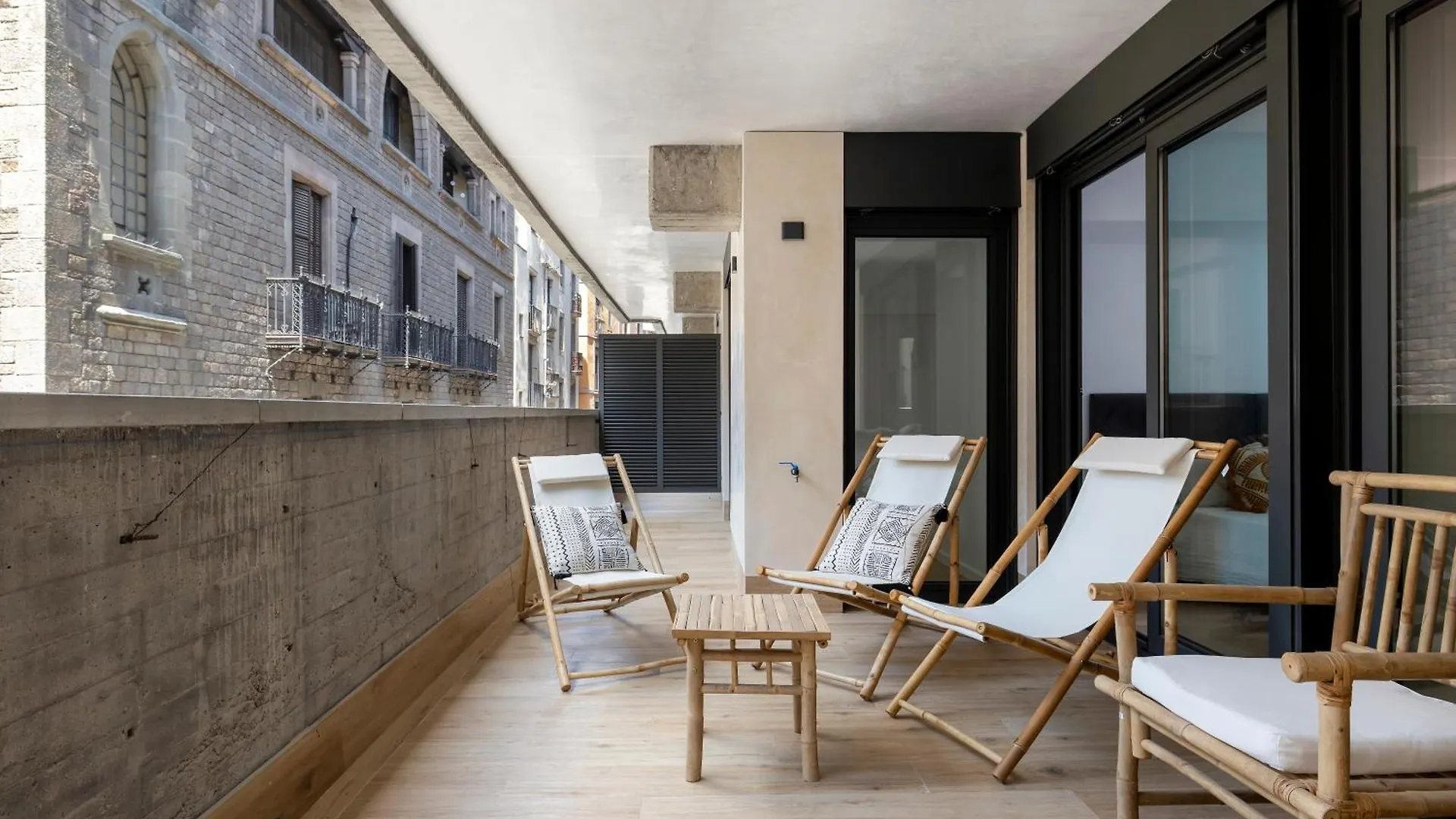 Luxury Apartment In Barcelona City Center