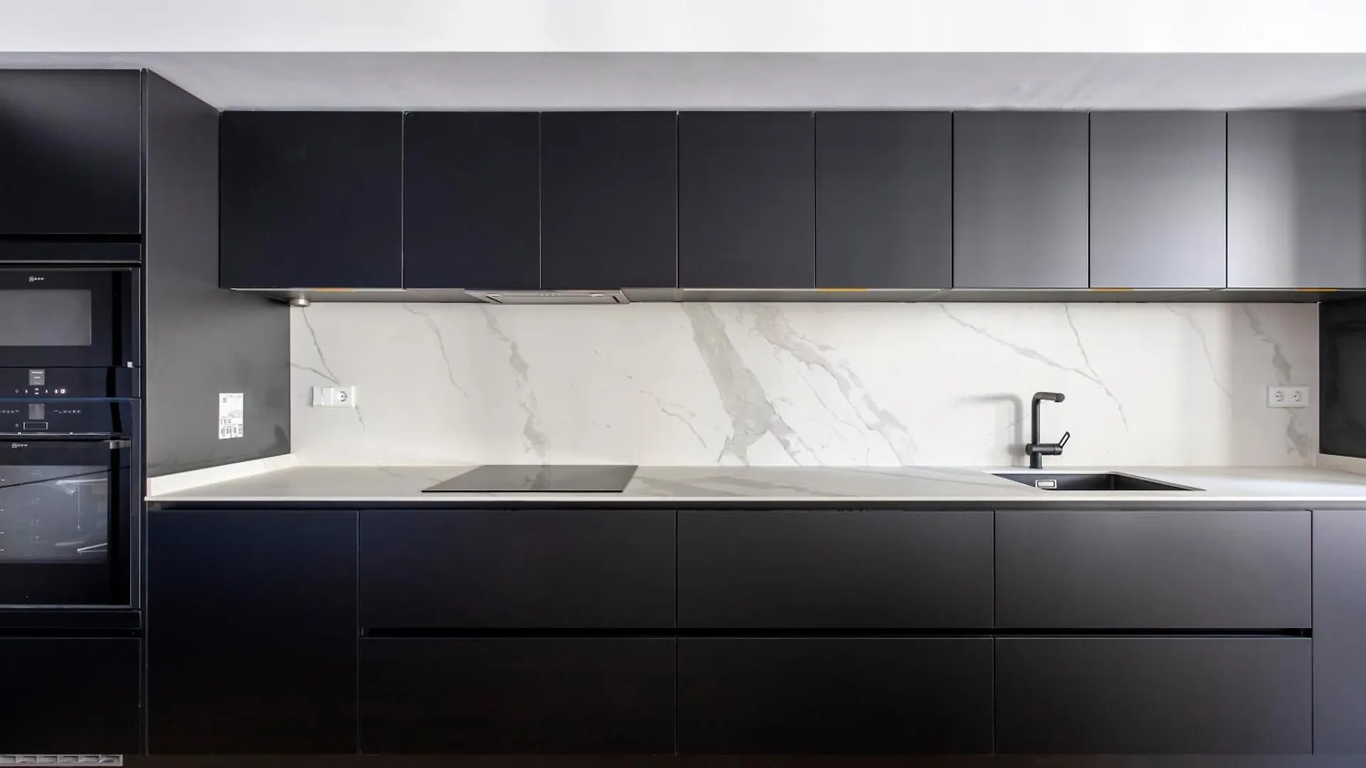 Luxury Apartment In Barcelona City Center
