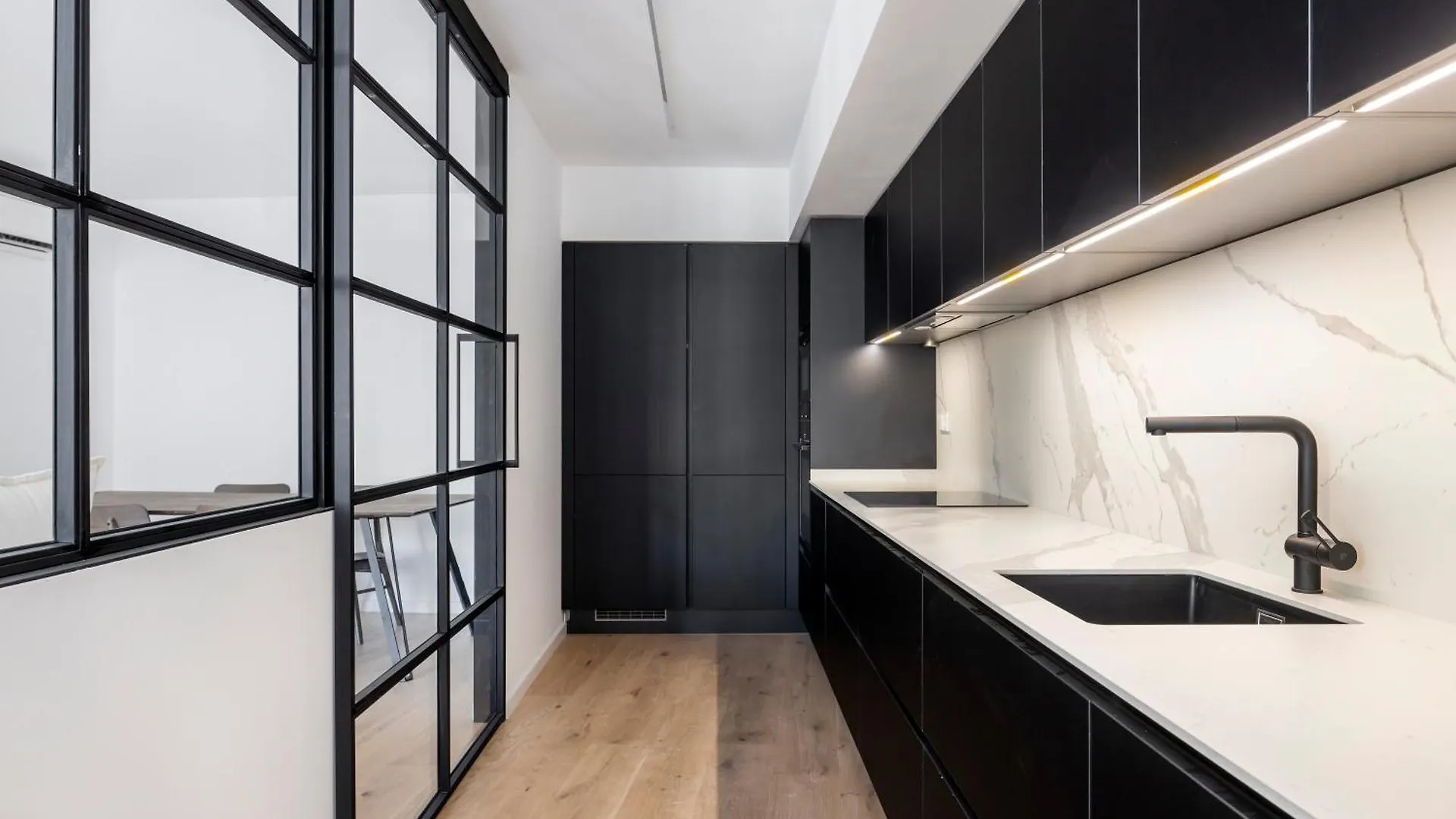 Luxury Apartment In Barcelona City Center 0*,  Spagna